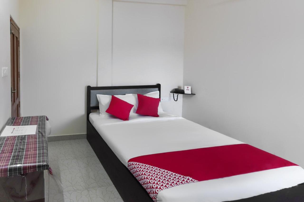 Oyo 49244 Green Castle Residency Otel Nedumkandam Dış mekan fotoğraf